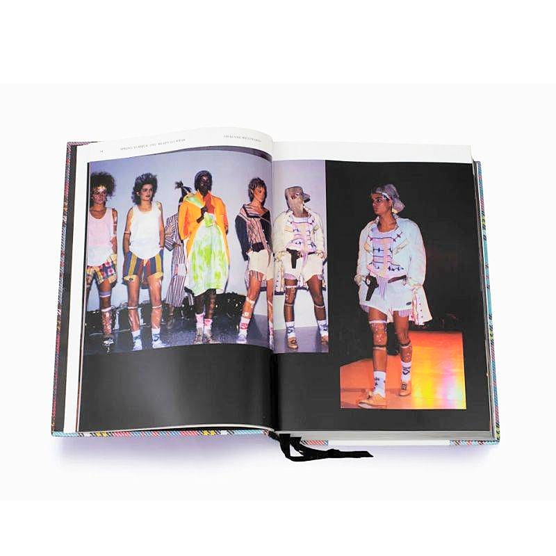 Livro Vivienne Westwood Catwalk: The Complete Collections Thames & Hudson - Modern Mood