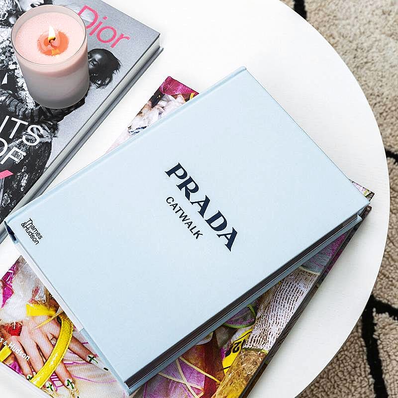 Livro Catwalk Prada - Thames & Hudson