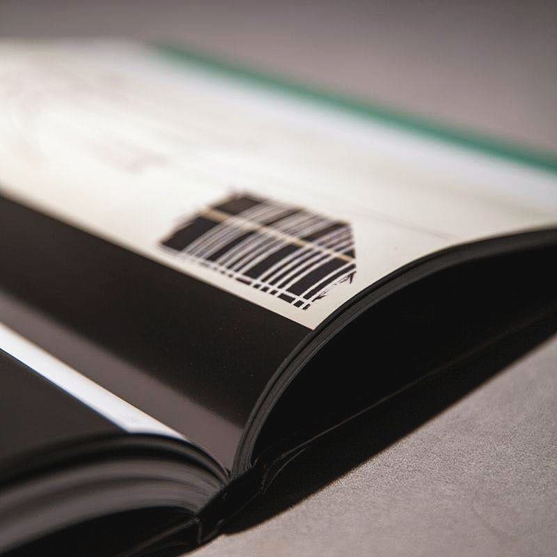 Livro Yves Saint Laurent The Scandal Collection, 1971 Abrams Books
