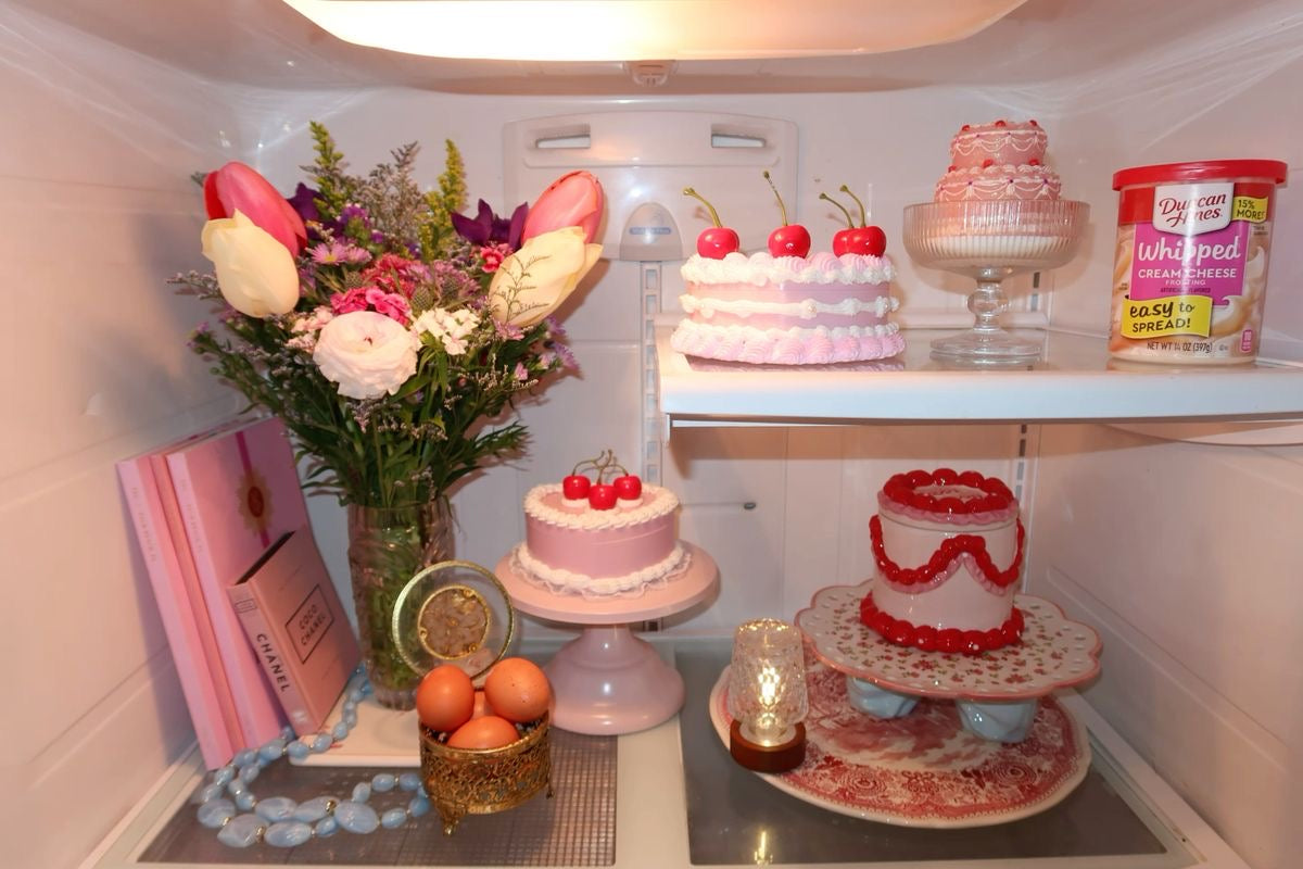 Interior de geladeira organizado com fridgescaping