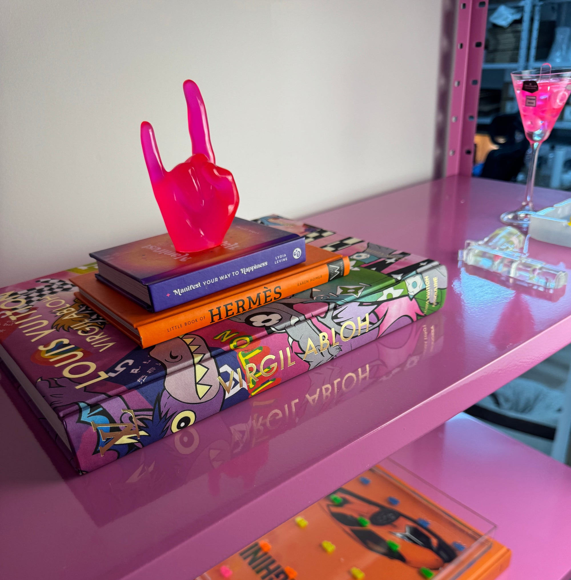 Adorno Rocky - Modern Mood