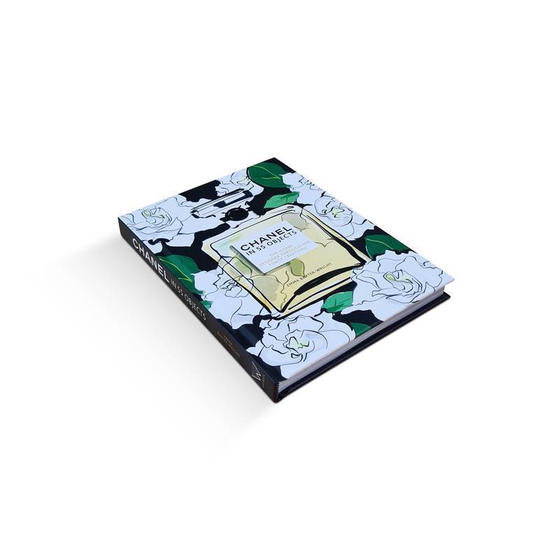 Livro Chanel In 55 Objects Hachette Book Group - Usa - imagem 4