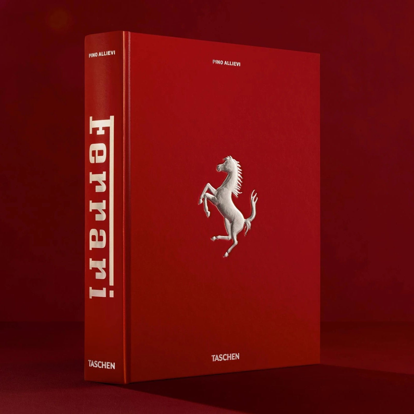 Livro Ferrari Taschen