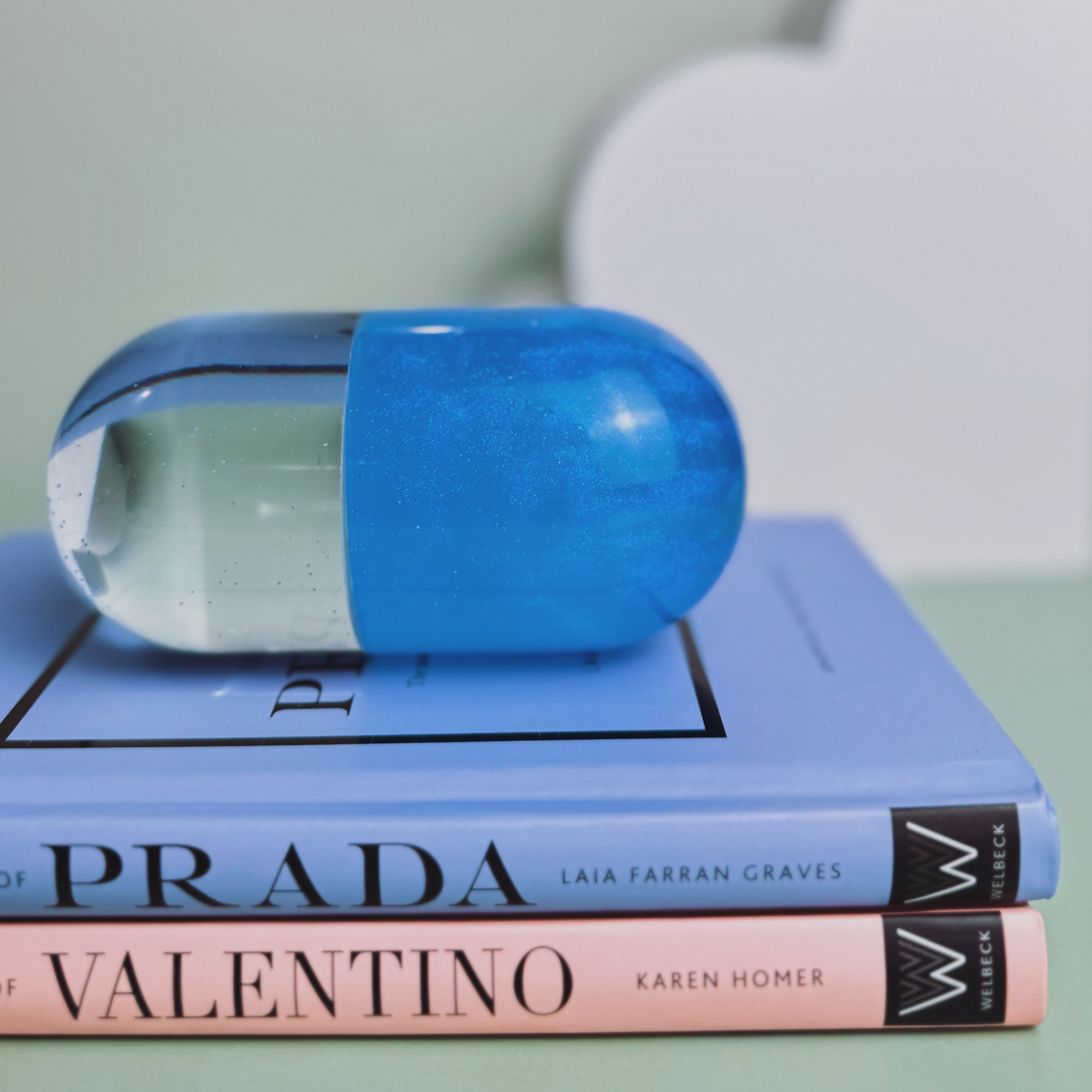 Adorno Pill - Modern Mood