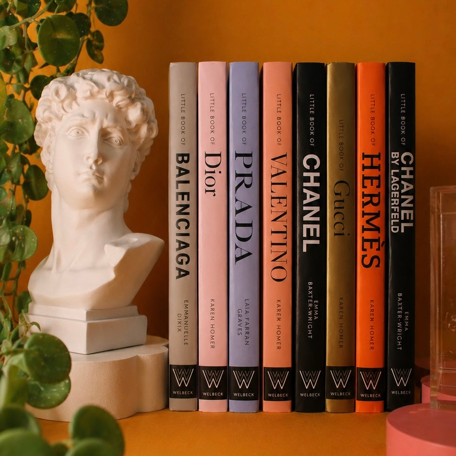 Livro Little Book of Hermès: A História da Maison do Luxo Supremo (Capa Dura Laranja) - Modern Mood