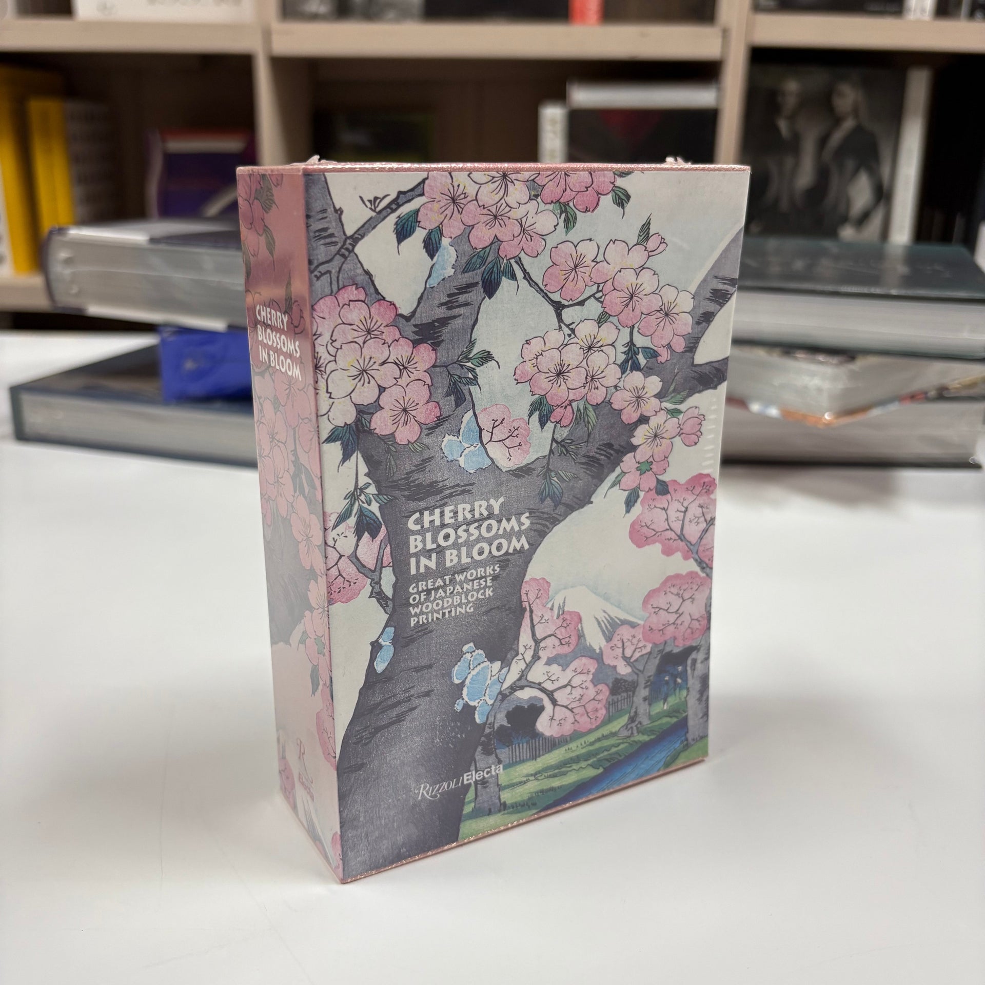Livro Cherry Blossoms In Bloom Rizzoli