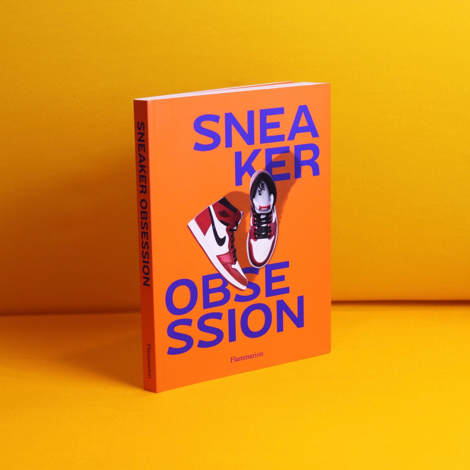 Capa do livro Sneaker Obsession, Flammarion, coffee table book sobre cultura sneaker e street style
