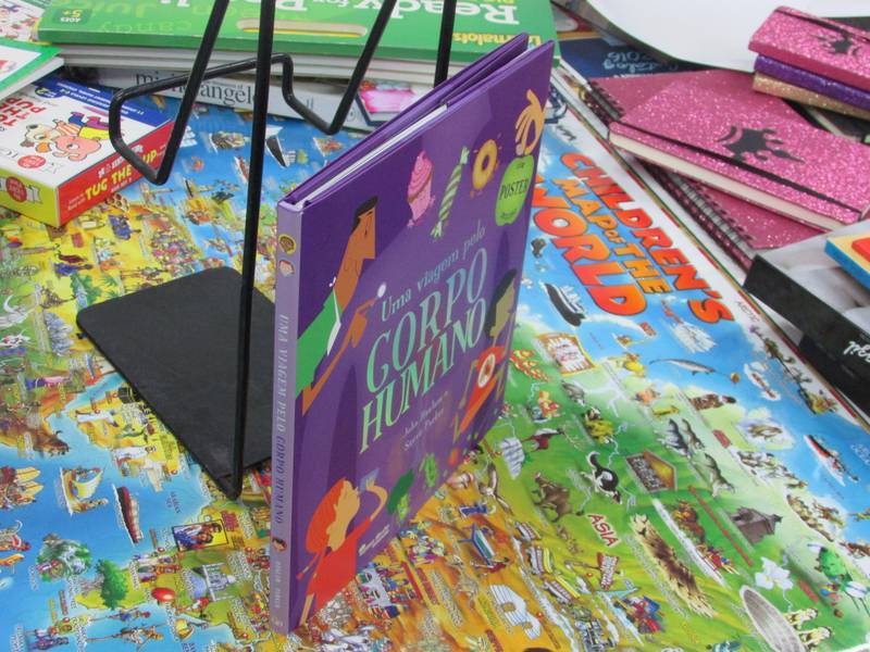 Livro Uma Viagem Pelo Corpo Humano Queen Books - imagem 3