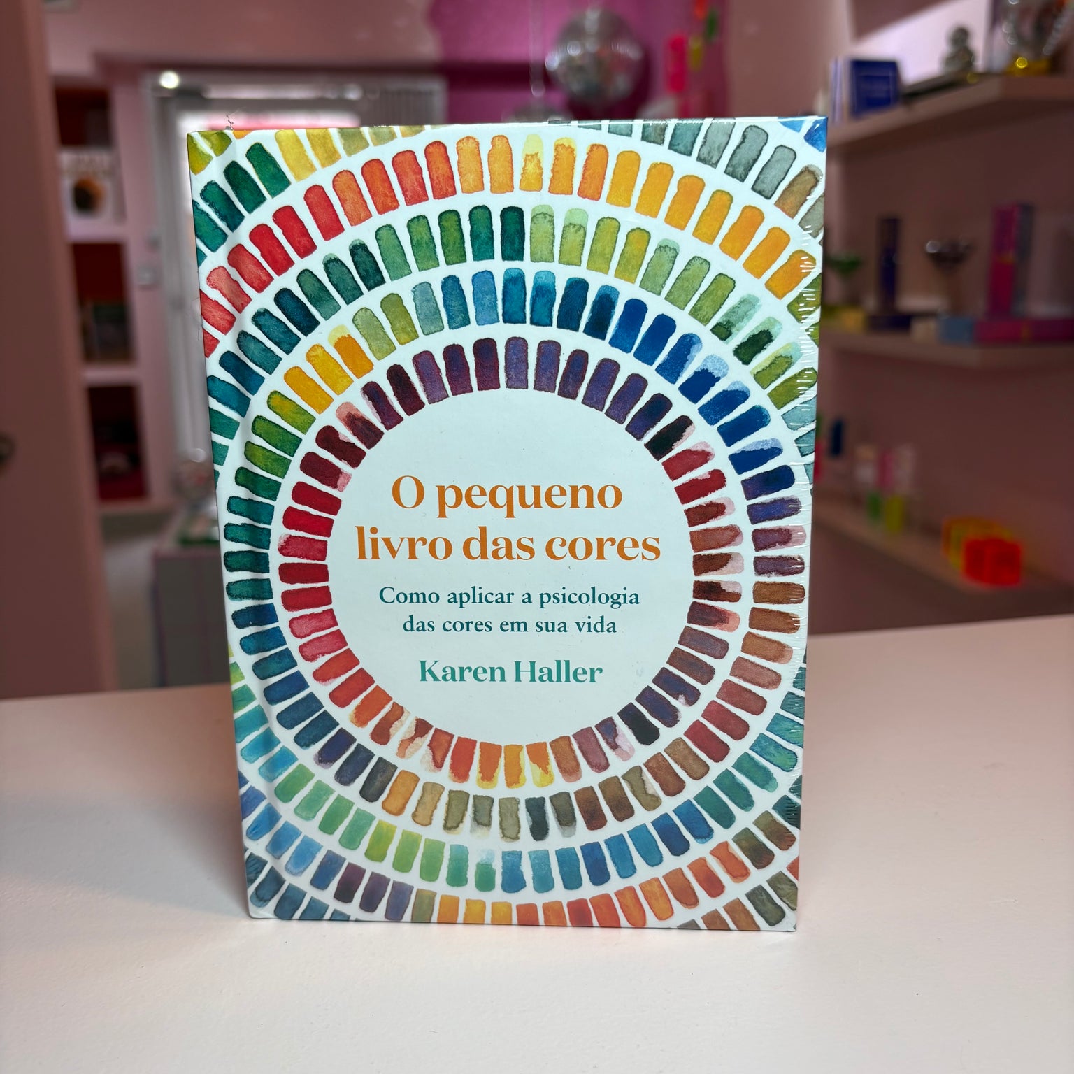 Livro Pequeno Livro das Cores, O Olhares