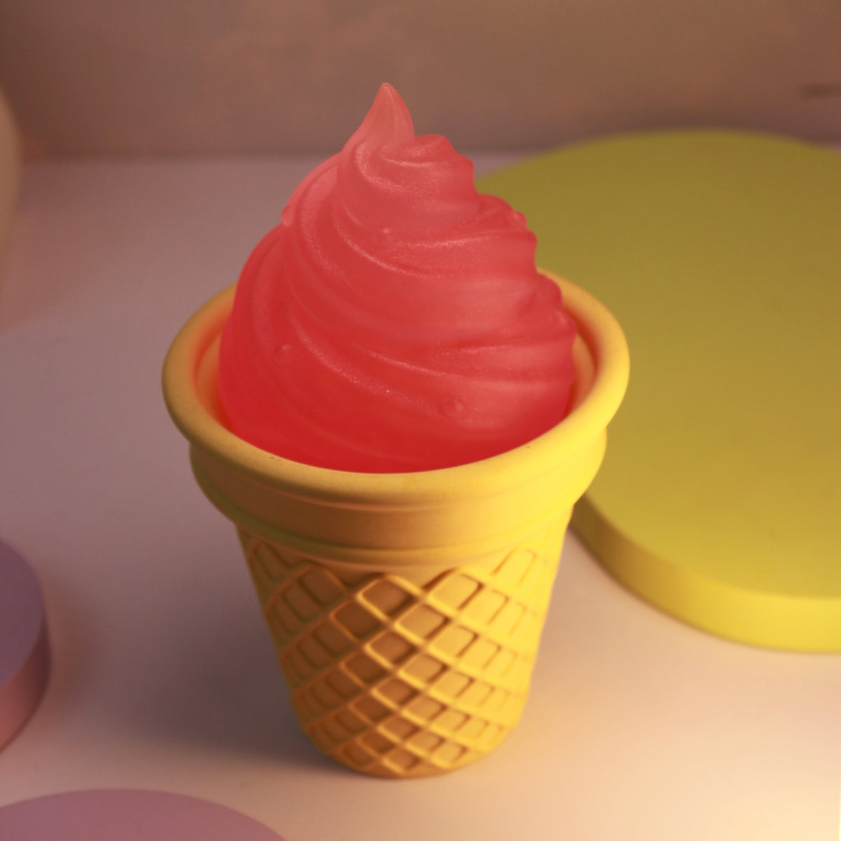 Sorvete decorativo ICE CREAM em resina — imagem 5