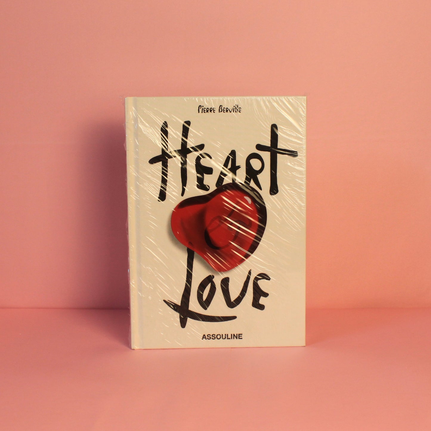 Livro Heart & Love Assouline - Modern Mood