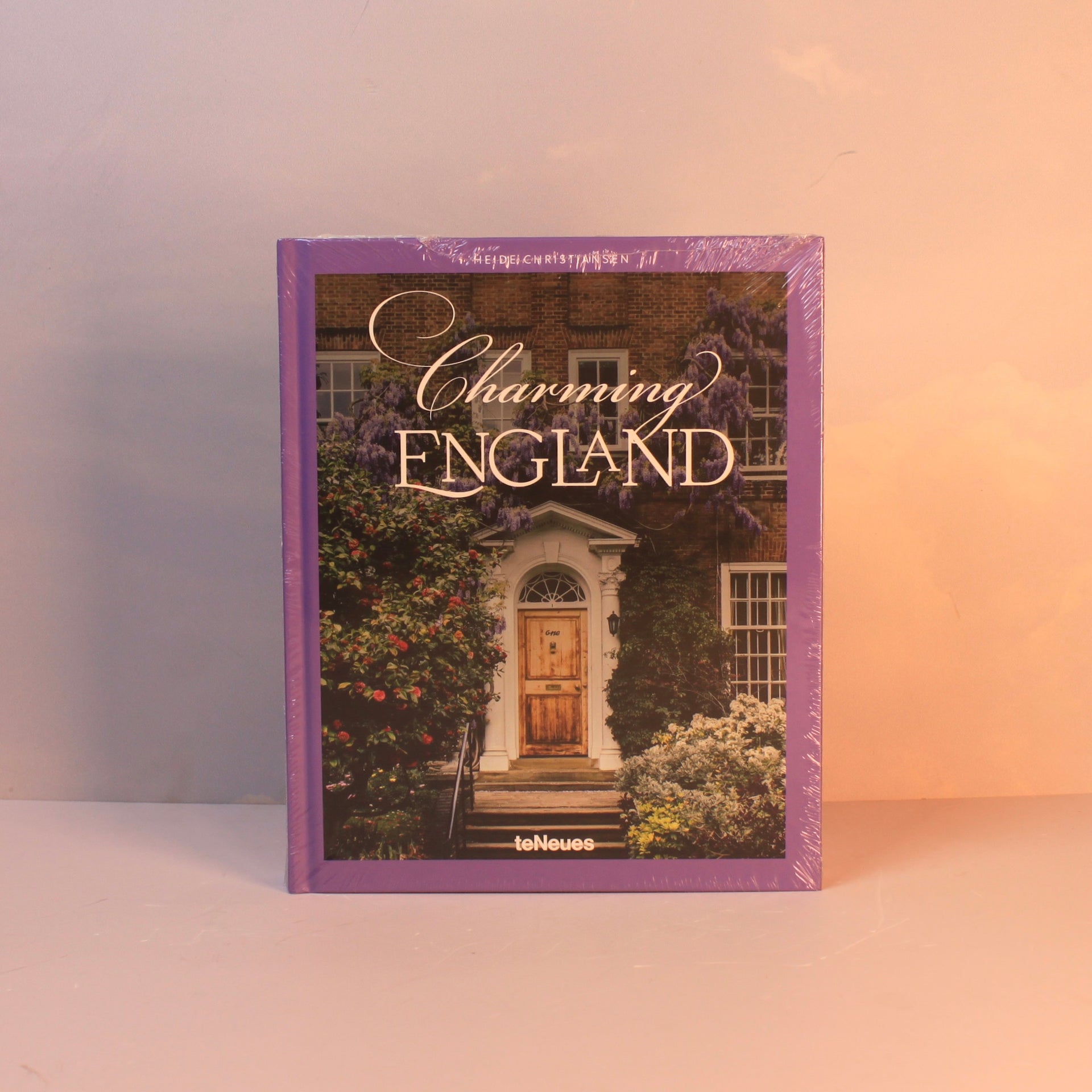 Livro Charming England teNeues — imagem 1