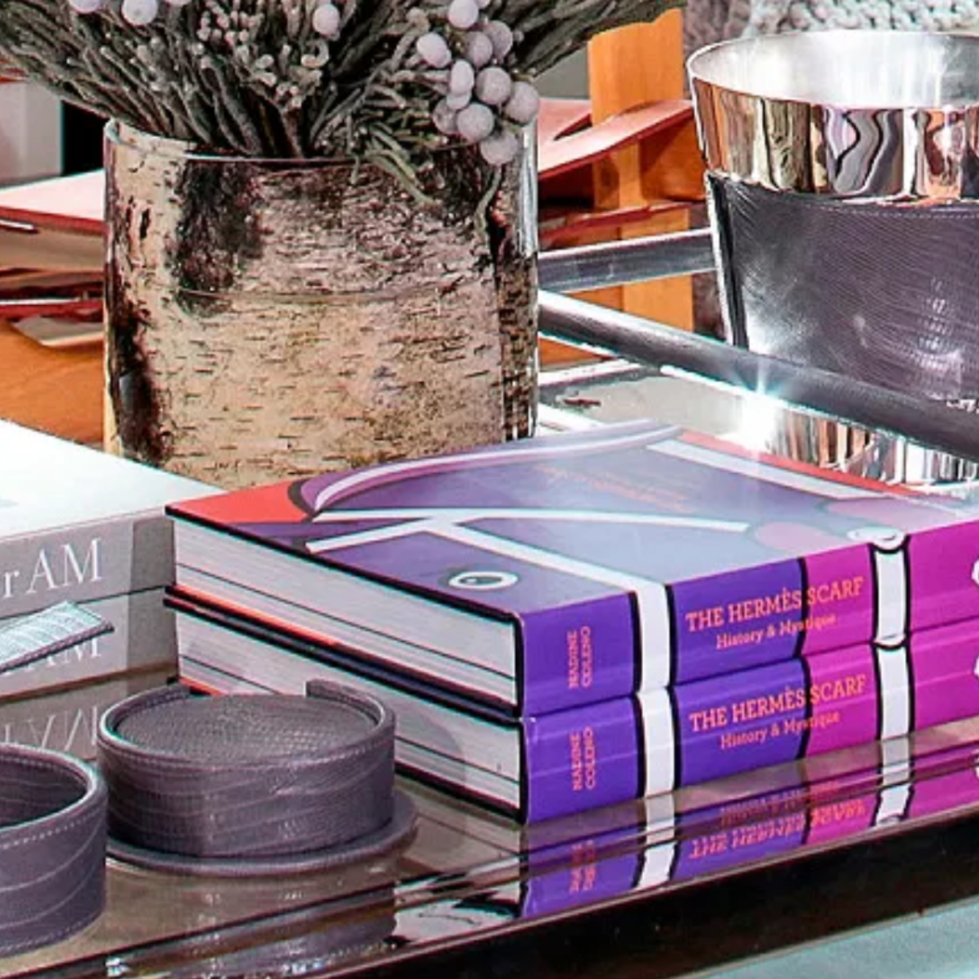 Livro The Hermès Scarf Thames & Hudson - Modern Mood