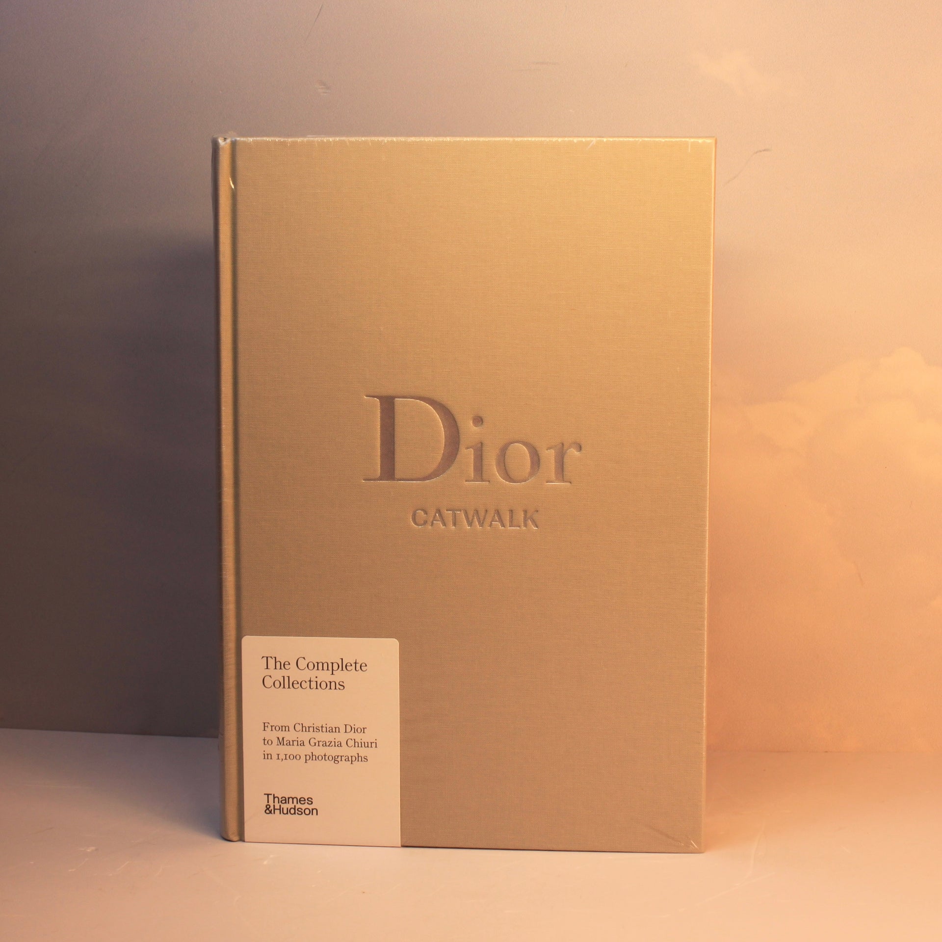 Livro Dior - Catwalk Thames & Hudson