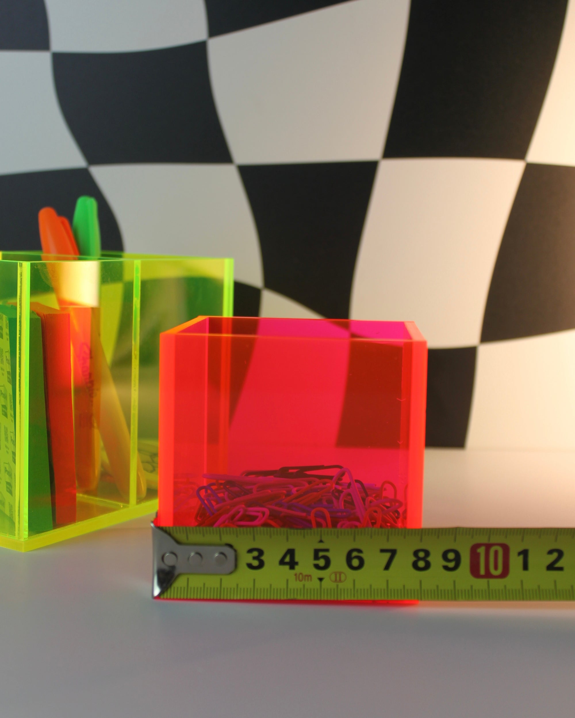 Pop Box - Porta Treco de Acrílico Neon