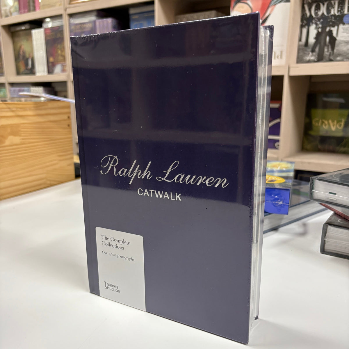 Livro Ralph Lauren Catwalk Thames & Hudson