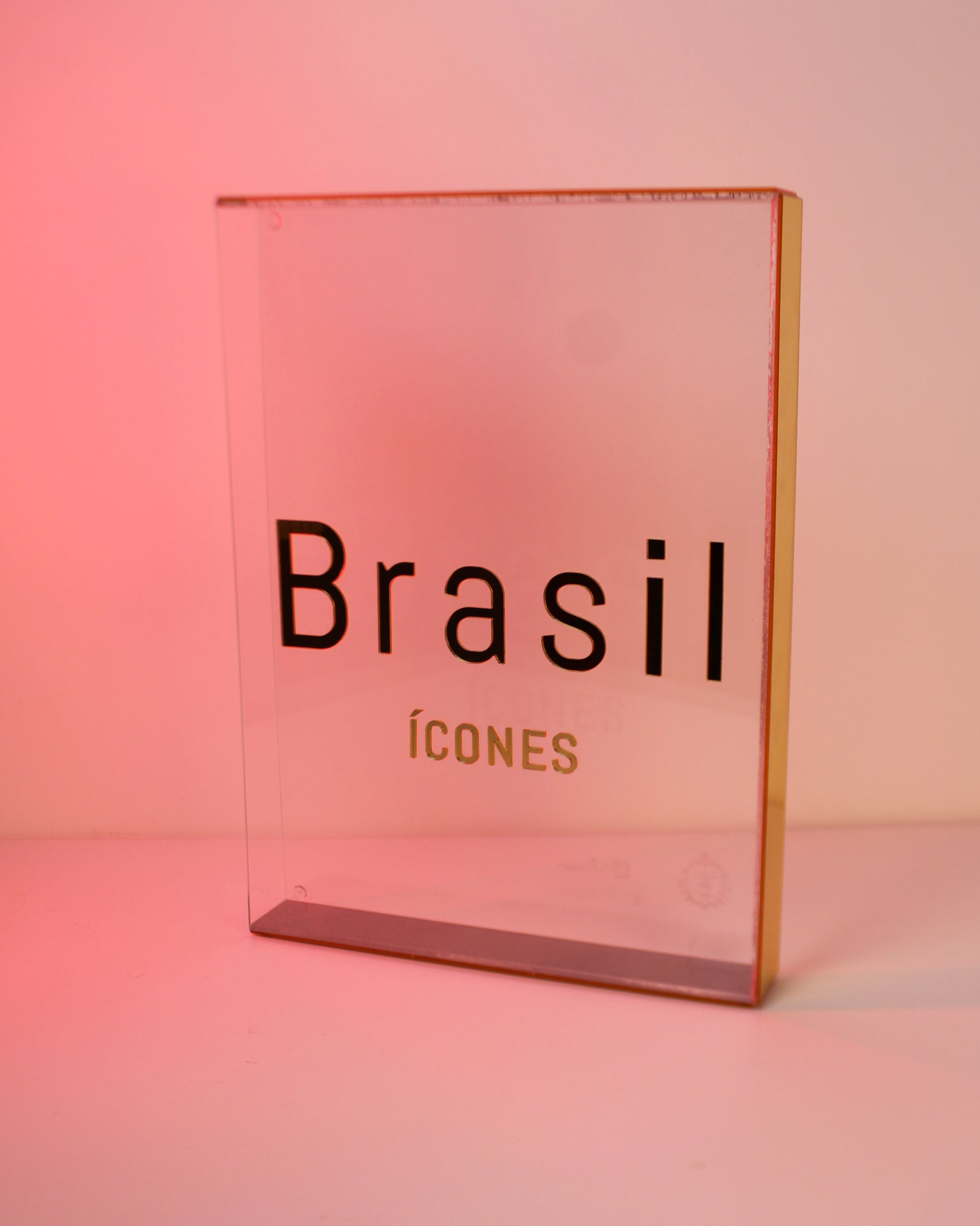 Livro Brasil Arquitetura e Decoração Ícones 2 capa dura coffee table book de luxo Modern Mood [WEBP]