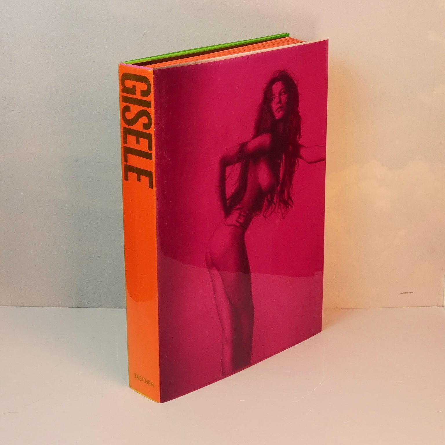 Livro Gisele Bündchen Taschen — imagem 1