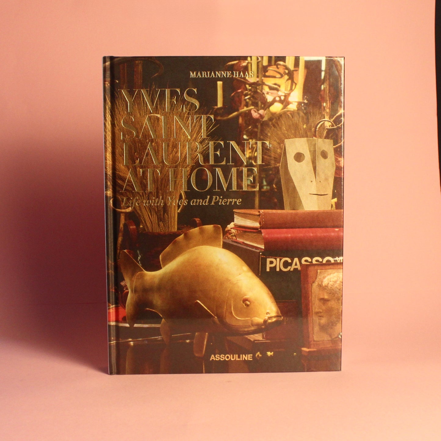 Livro Yves Saint Laurent at Home Assouline - Modern Mood