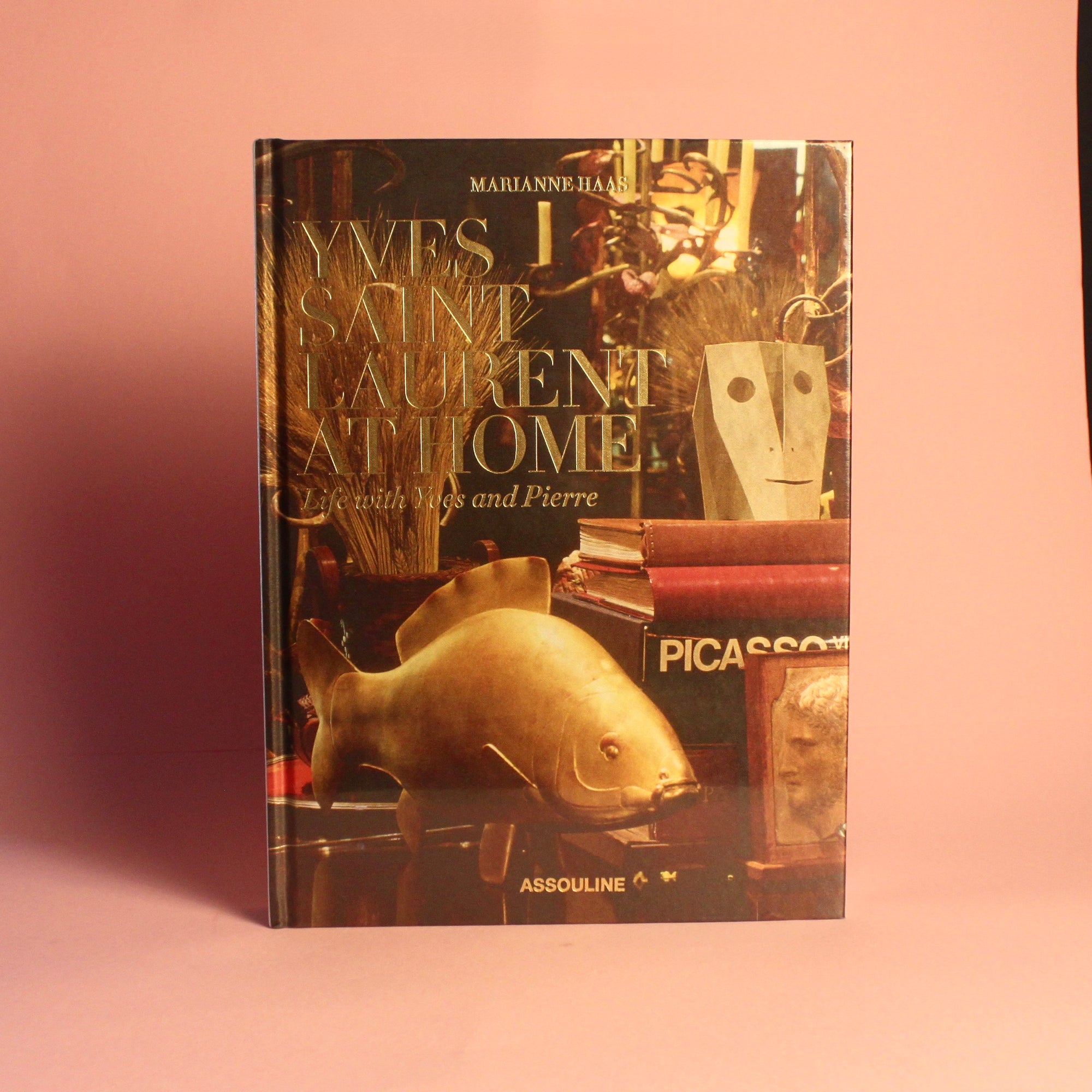 Livro Yves Saint Laurent at Home Assouline - Modern Mood