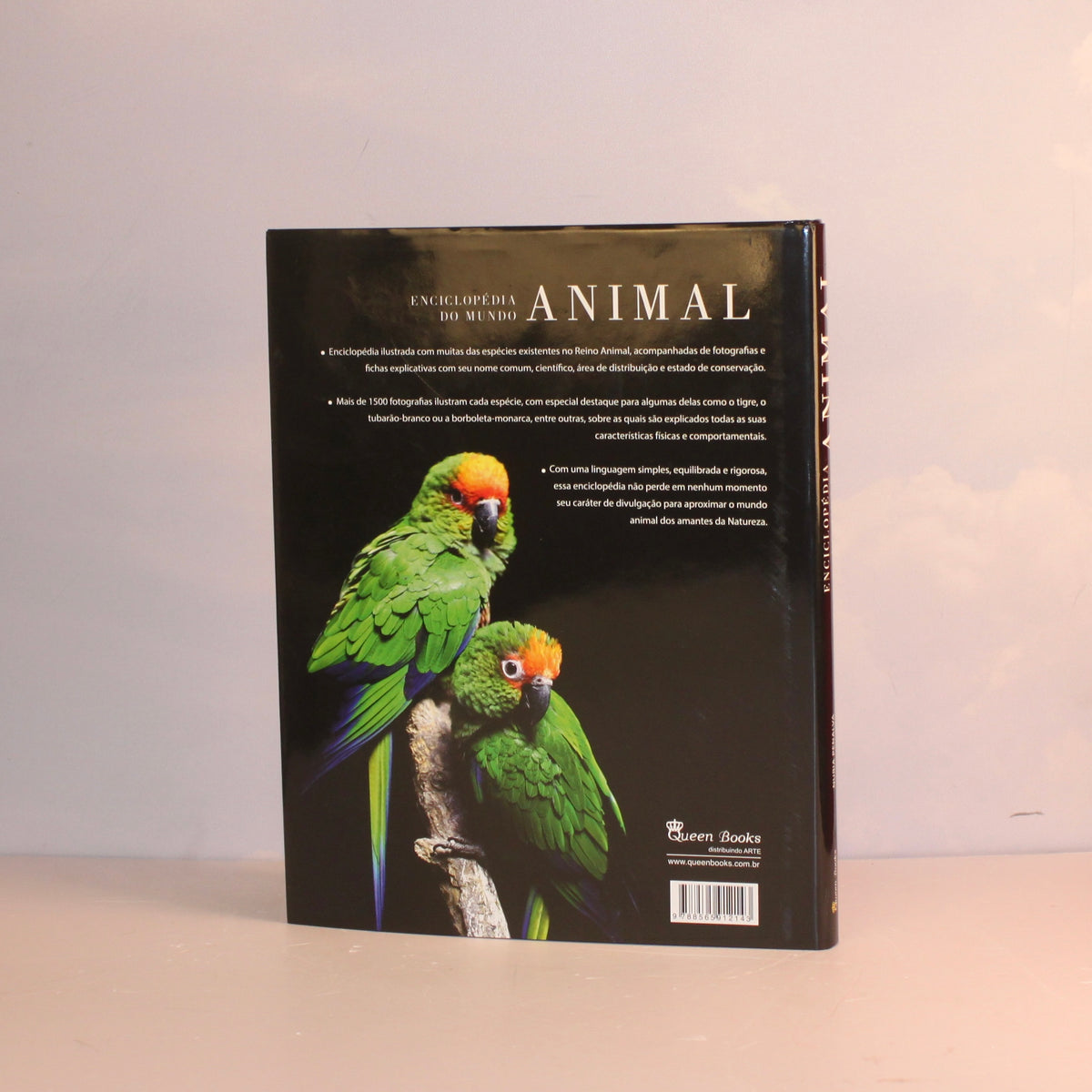 Livro Enciclopédia do Mundo Animal Queen Books