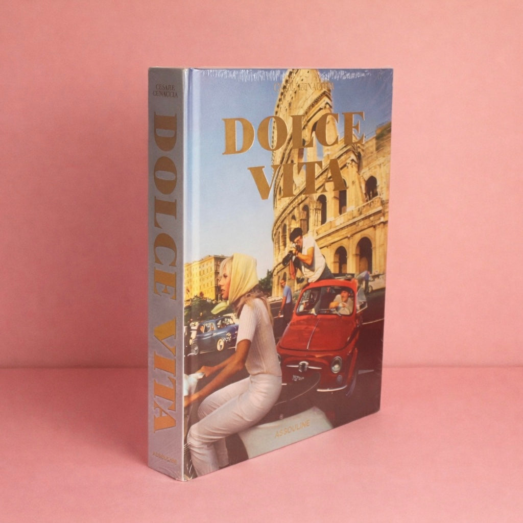 Livro Dolce Vita Assouline capa dura, coffee table book de luxo sobre a Itália, 319 páginas | Modern Mood