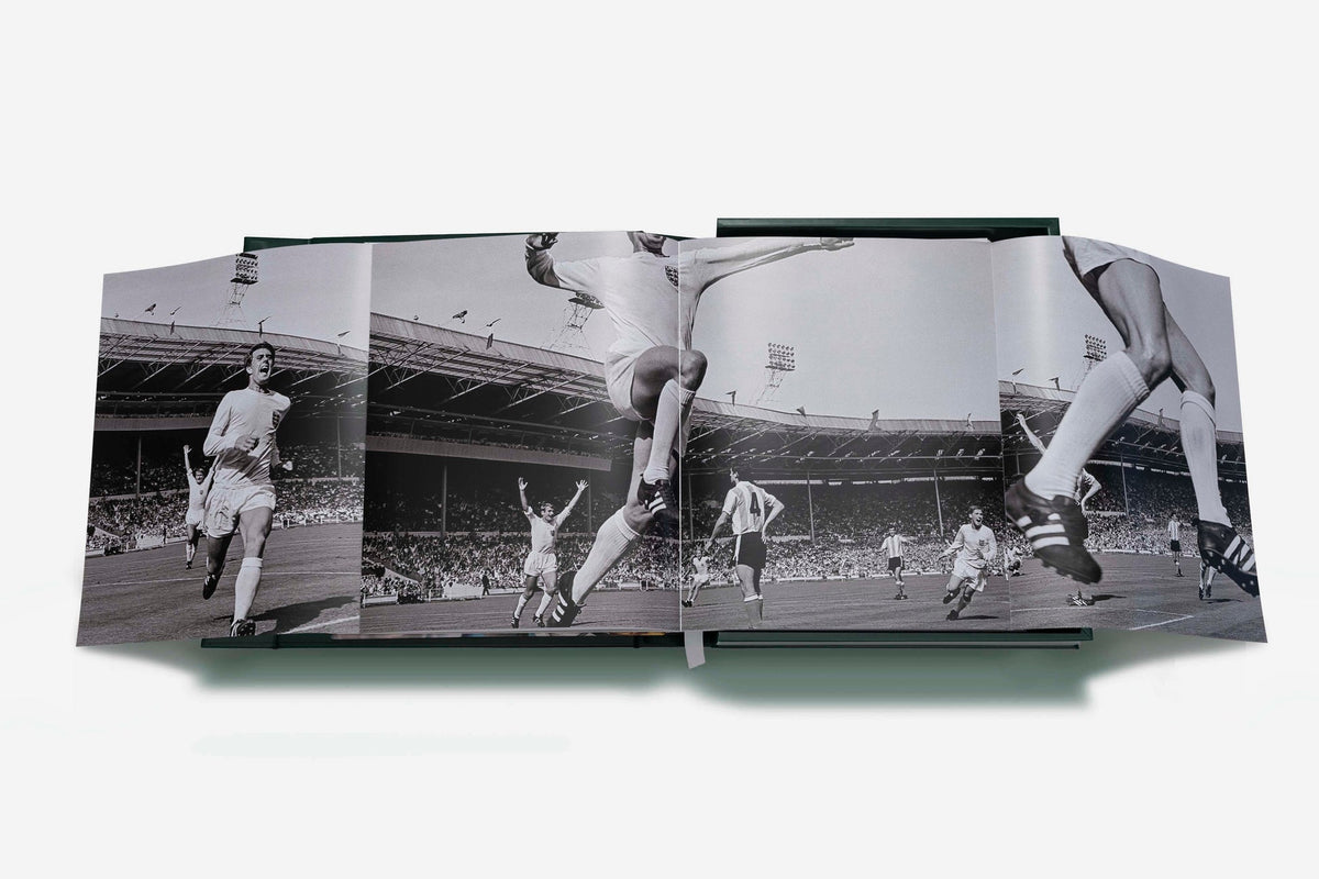 Livro The Impossible Collection - Football Assouline