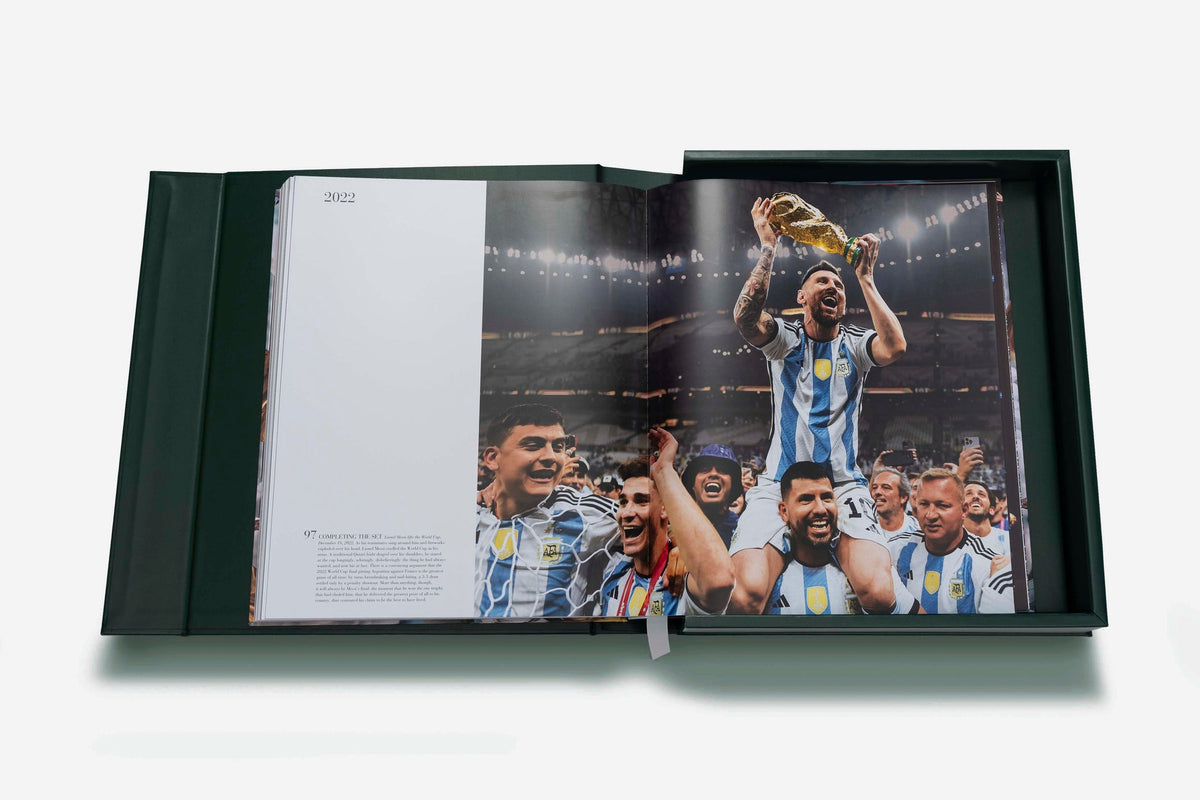 Livro The Impossible Collection - Football Assouline
