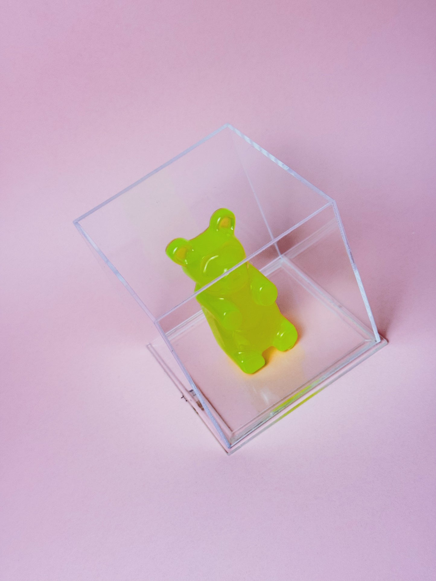 Candy Cube  - Urso na Caixa de Acrílico