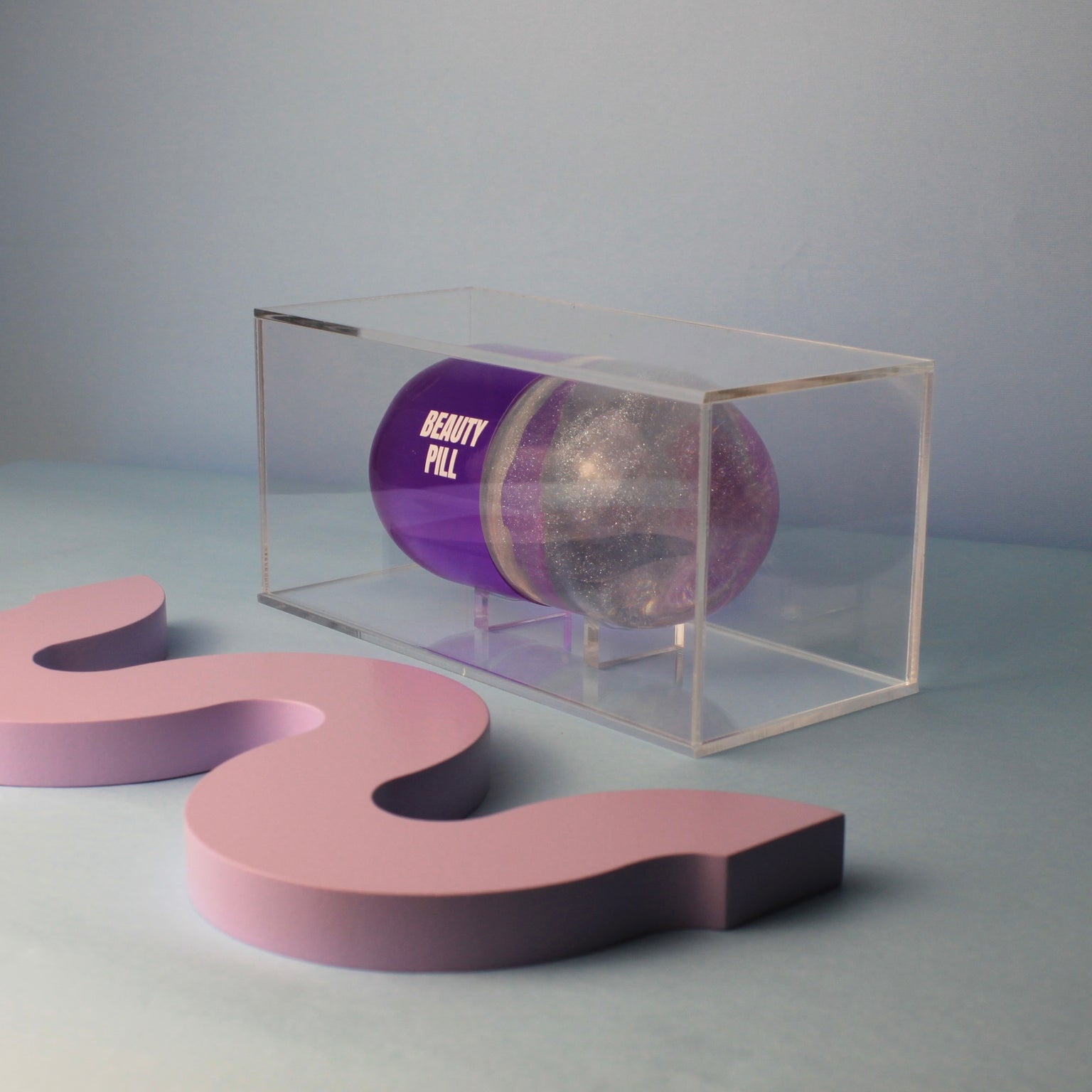 Adorno Thamires Pill - Beauty Pill - Pilula lilás - Modern Mood