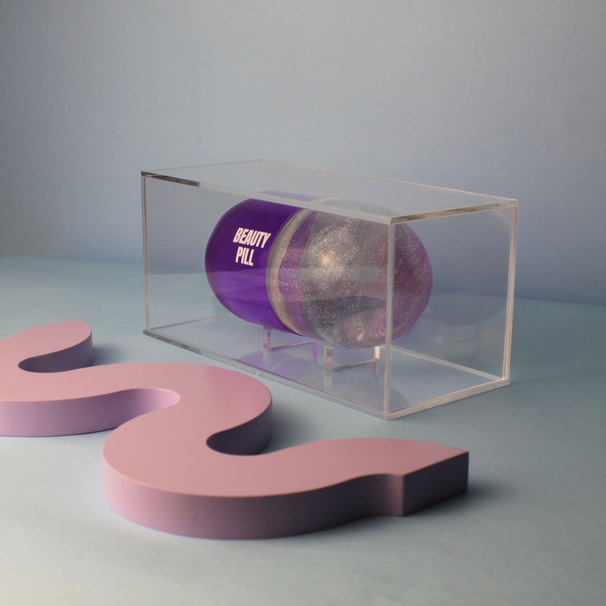 Adorno Thamires Pill - Beauty Pill - Pilula lilás - Modern Mood