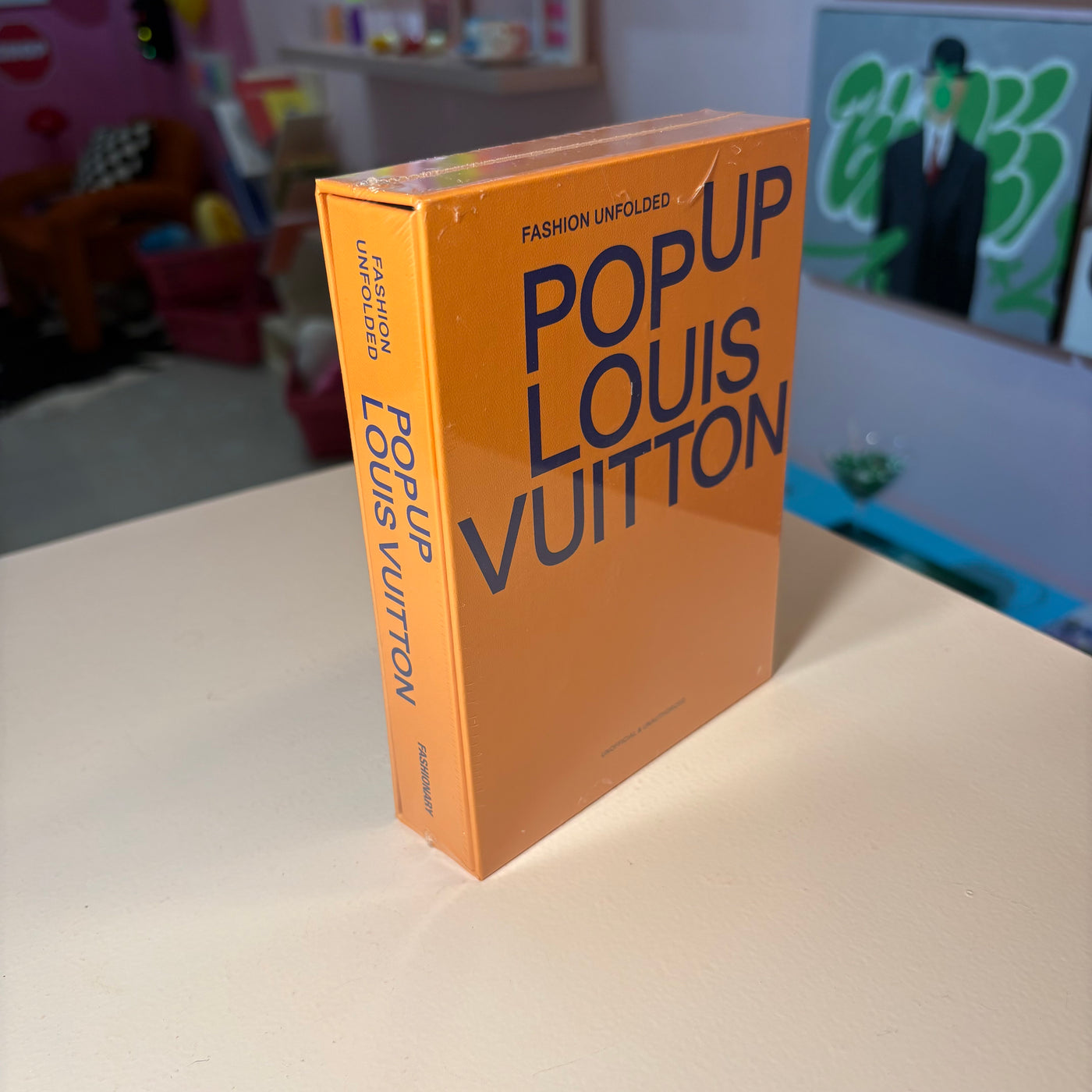 Livro Pop-Up Louis Vuitton Fashionary