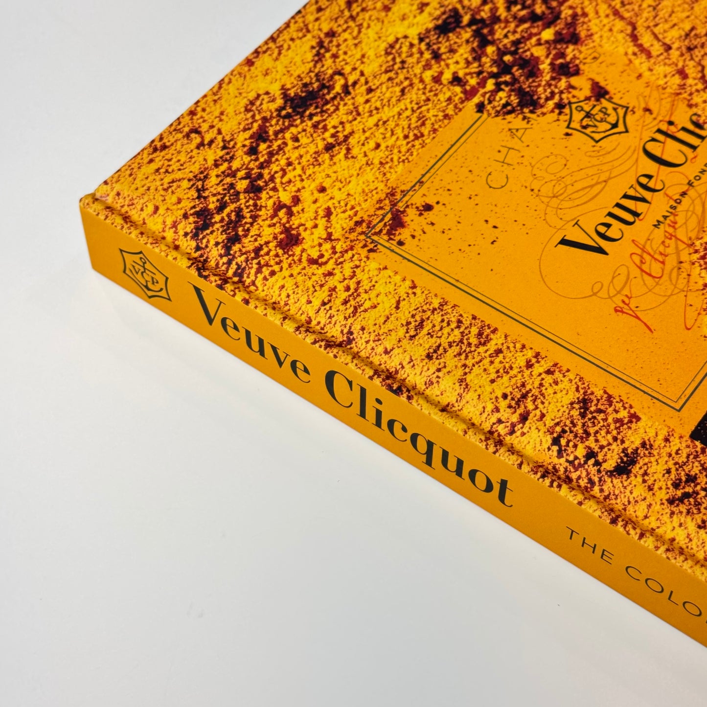Livro Assouline Veuve Clicquot - Modern Mood