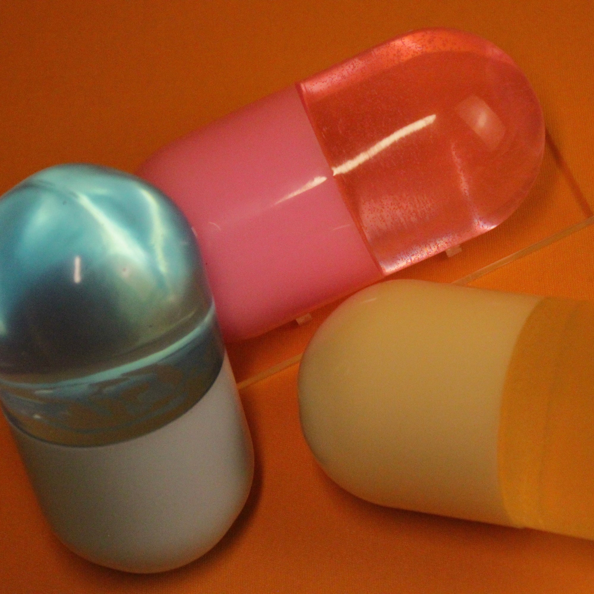 Antidote Labs - Adornos Pill - Modern Mood