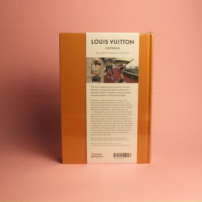 Livro Louis Vuitton - Catwalk Thames & Hudson - Modern Mood