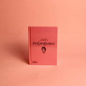 Livro "The World according to Yves Saint Laurent"