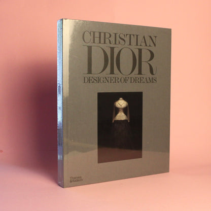 Livro Christian Dior - Designer Of Dreams - Thames & Hudson - Modern Mood