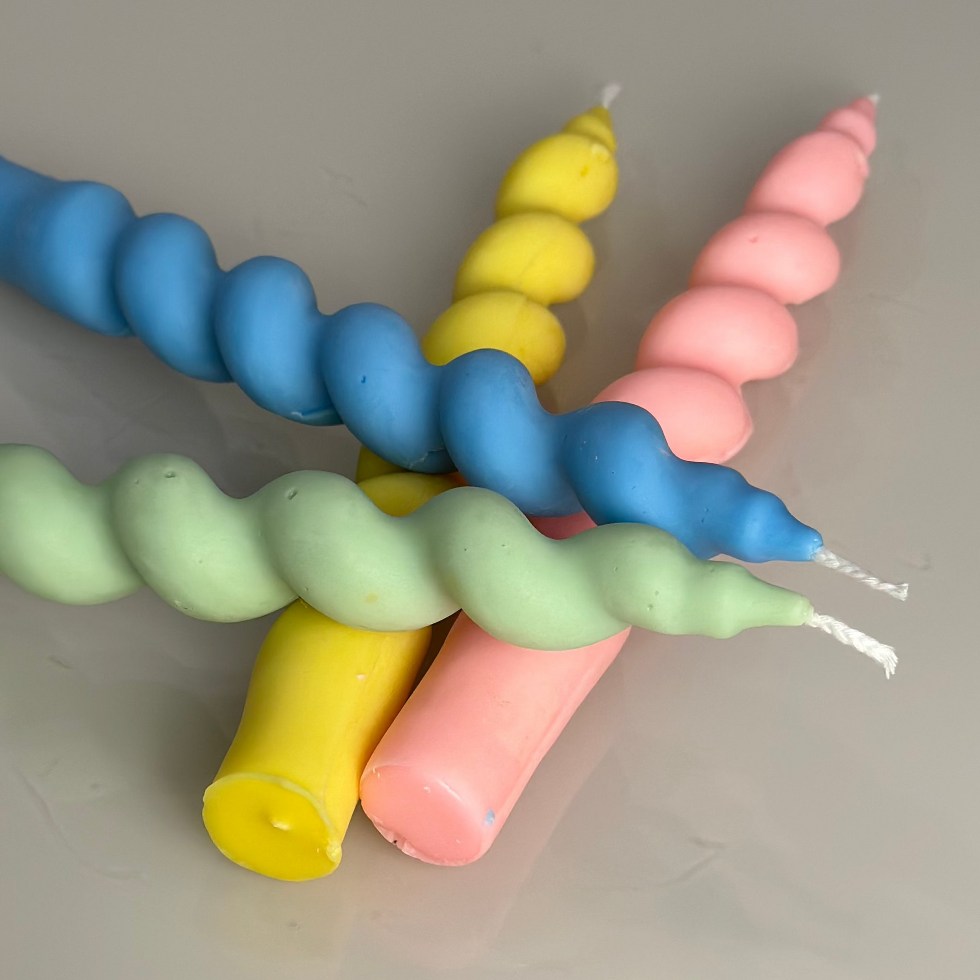 Velas Wave - Modern Mood