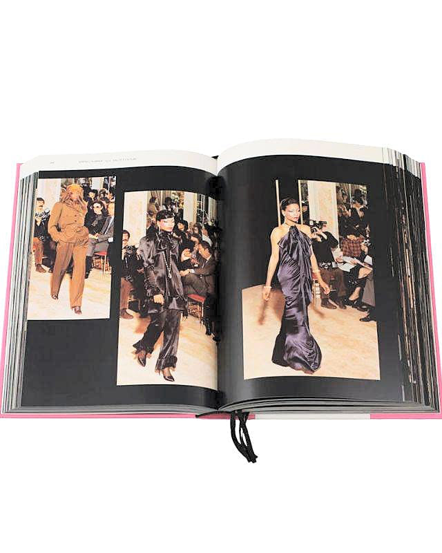 Livro Catwalk Yves Saint Laurent - Modern Mood