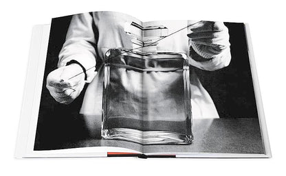 Livro Chanel - Slipcase (new Edition) Assouline