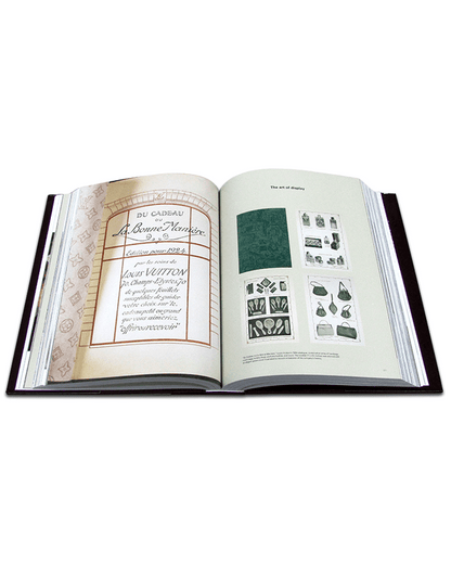 Livro Louis Vuitton: The Birth of Modern Luxury Updated Edition Abrams Books