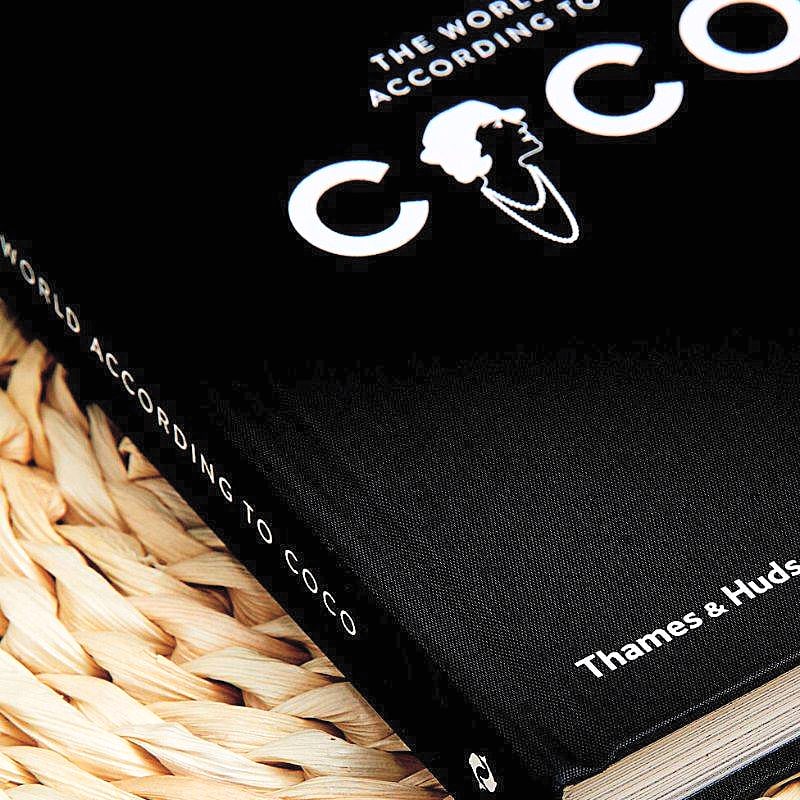Livro World According To Coco, The:the Wit And Wisdom Of Coco Chanel Thames & Hudson - Modern Mood