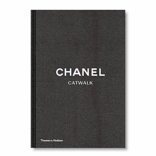 Livro Chanel - Catwalk - The Complete Collections Revised Edition Thames & Hudson - Modern Mood