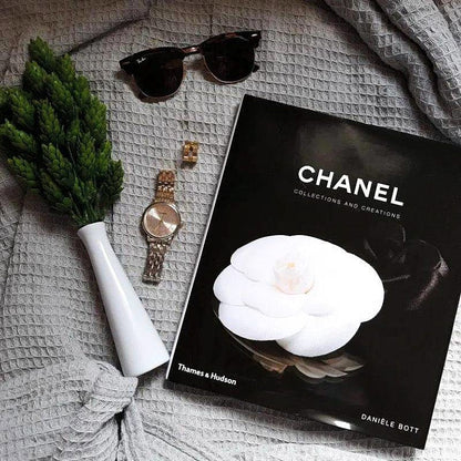 Livro Chanel - Collections And Creations