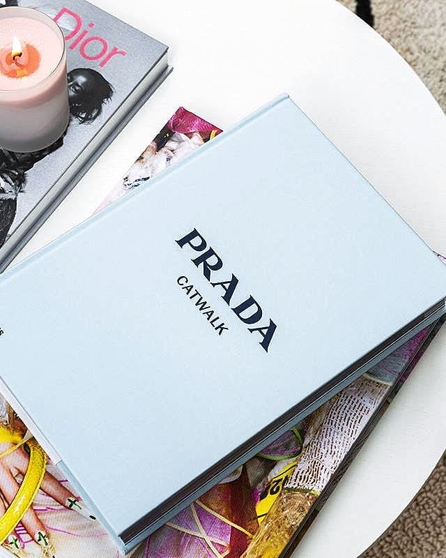 Livro Catwalk Prada - Thames & Hudson - Modern Mood