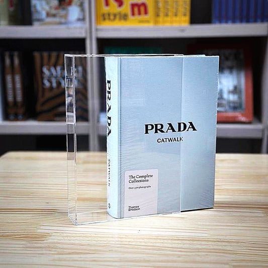 Livro Book Cover Catwalk Queen Books