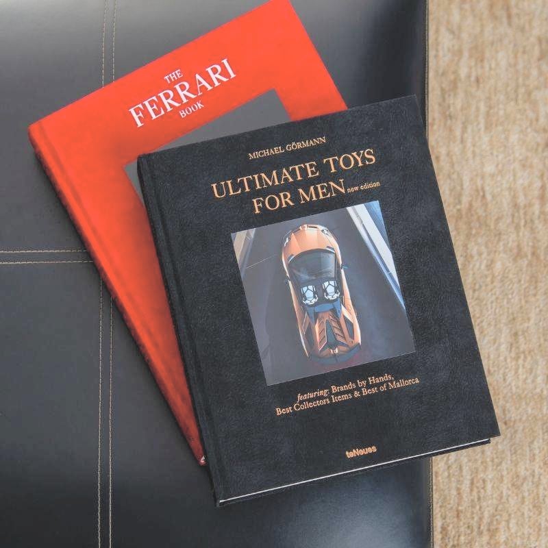 Livro The Ferrari Book Teneues - Modern Mood