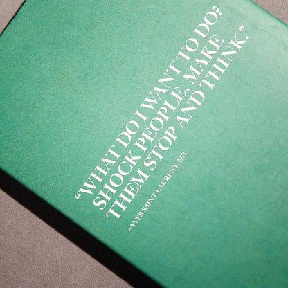 Livro Yves Saint Laurent The Scandal Collection, 1971 Abrams Books