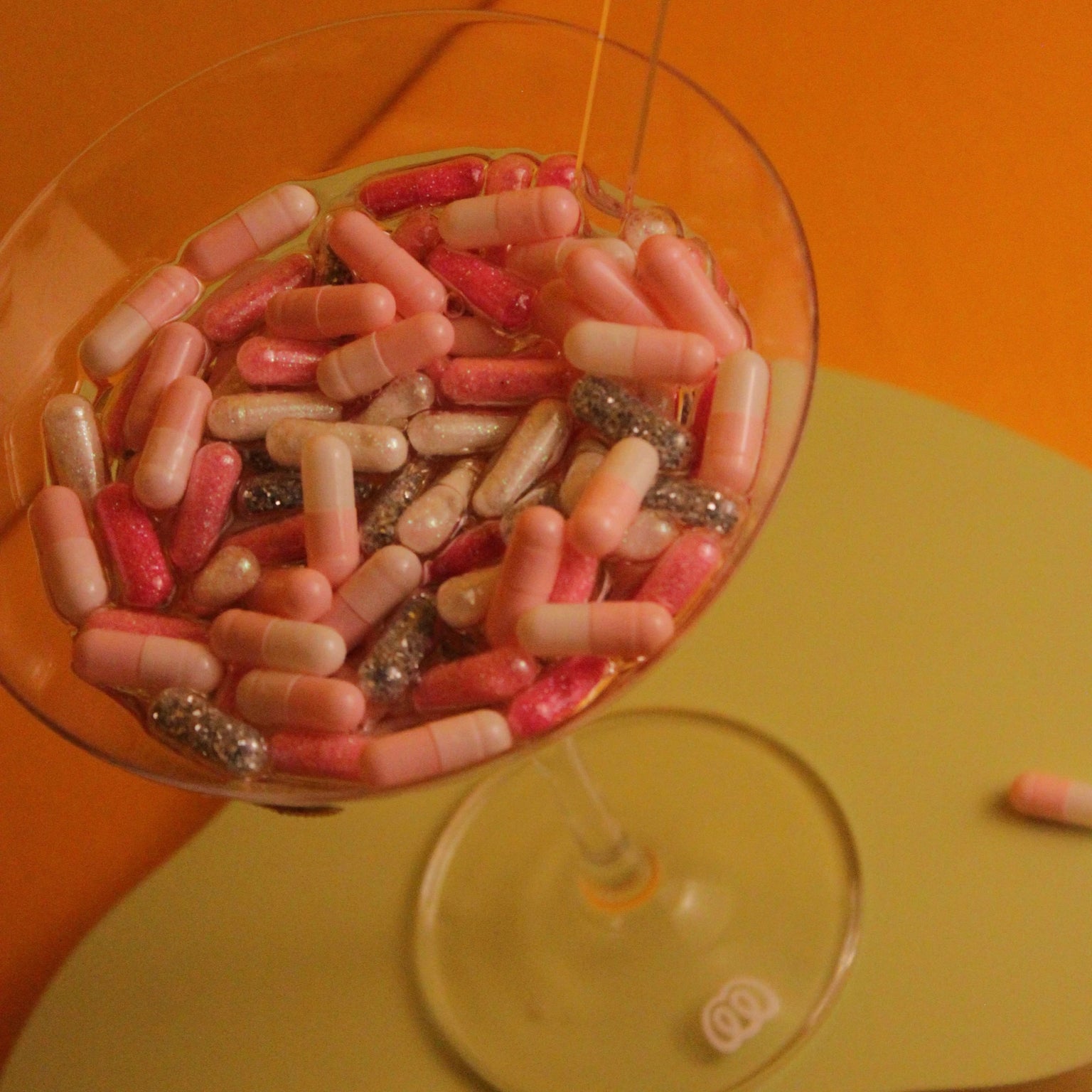 Taça Pills - Antidote Labs - Modern Mood [WEBP]