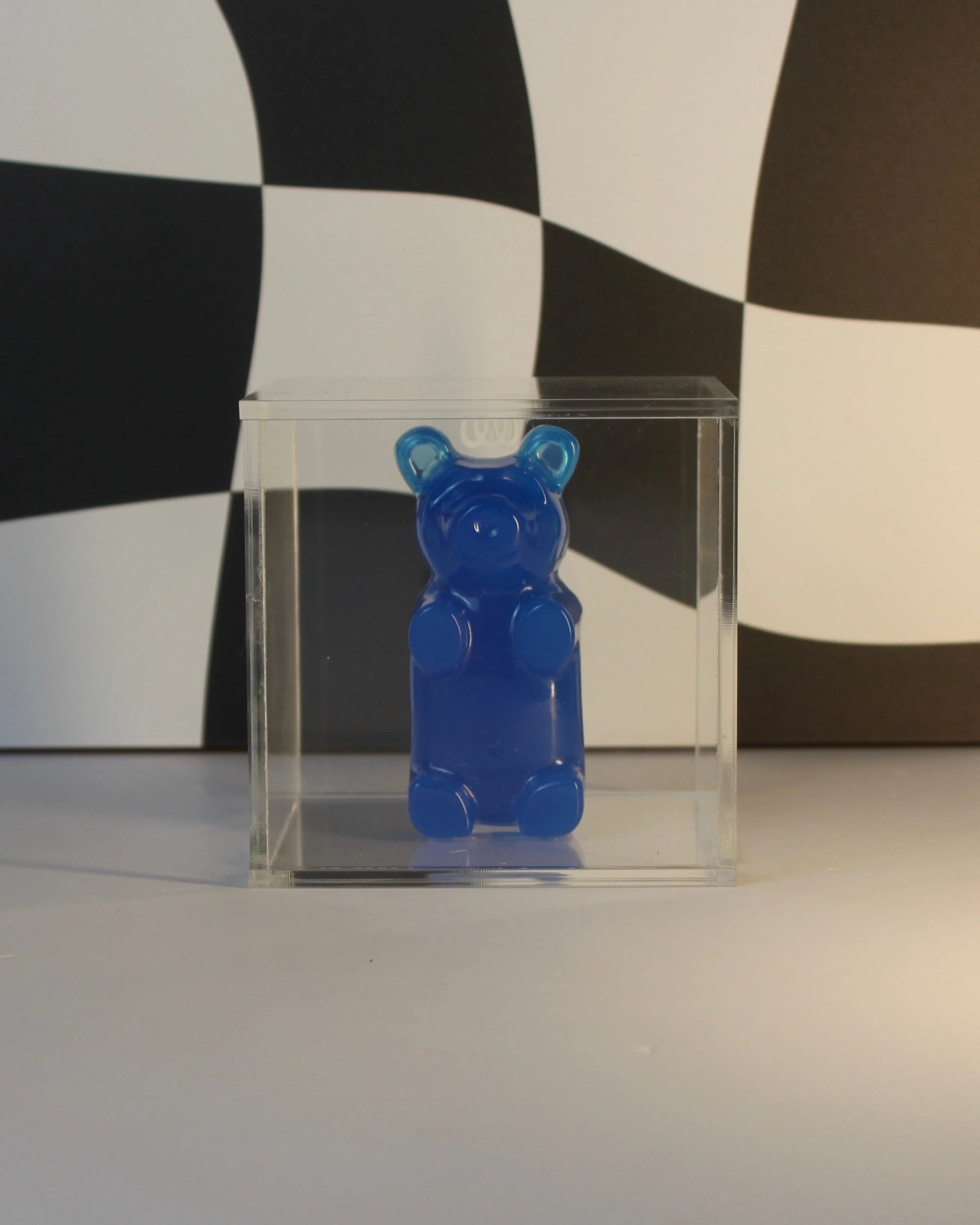 Candy Cube  - Urso na Caixa de Acrílico - Modern Mood [WEBP]